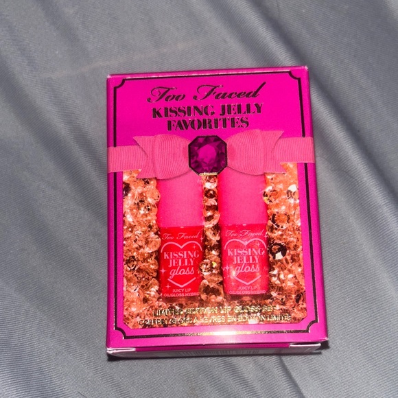 Too Faced Kissing Jelly Gloss Set in Pink and Gold - Picture 1 of 1